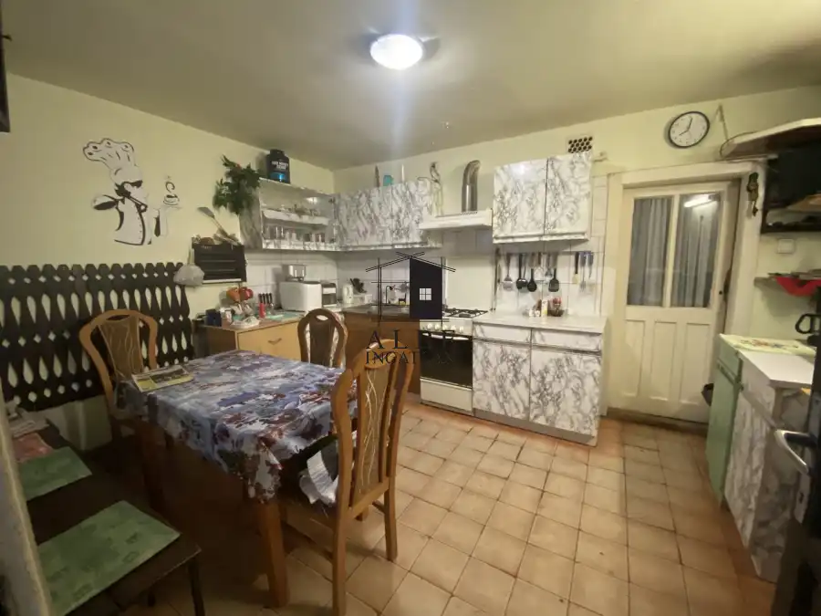 eladó családi ház, Tápióság