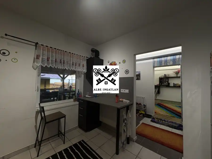 eladó újszerű sorház, Csévharaszt